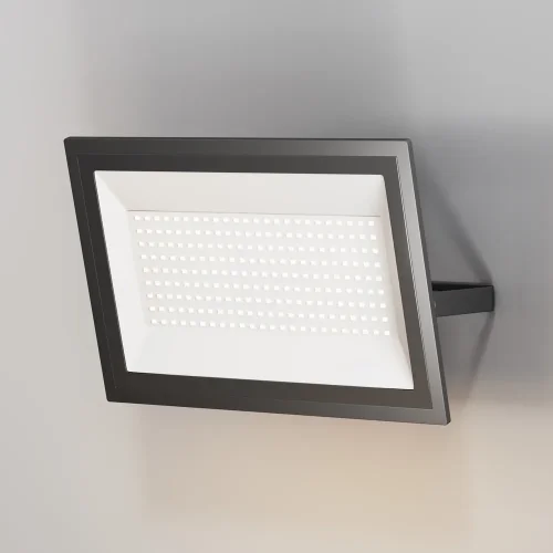 Прожектор LED Flood FL001-L150B4K Maytoni уличный IP чёрный 1 лампа, плафон прозрачный в стиле современный хай-тек LED