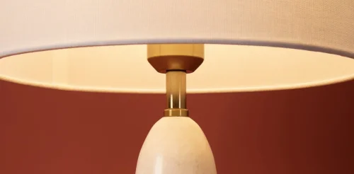 Настольная лампа MarmoLatte FR2054TL-01BS Freya белая на 1 лампу, основание белое мрамор металл в стиле классический кантри фото 16 Настольная лампа MarmoLatte FR2054TL-01BS Freya белая на 1 лампу, основание белое мрамор металл в стиле классический кантри фото 16