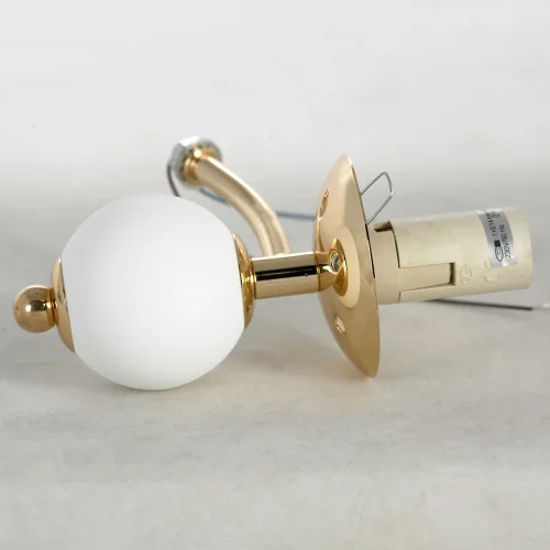 Бра LSP-8721 Lussole белый на 1 лампа, основание золотое в стиле современный  фото 2