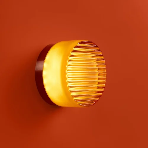 Бра LED Retro FR5603WL-L8YA Freya янтарный на 1 лампу, основание никель в стиле современный хай-тек фото 4 Бра LED Retro FR5603WL-L8YA Freya янтарный на 1 лампу, основание никель в стиле современный хай-тек фото 4