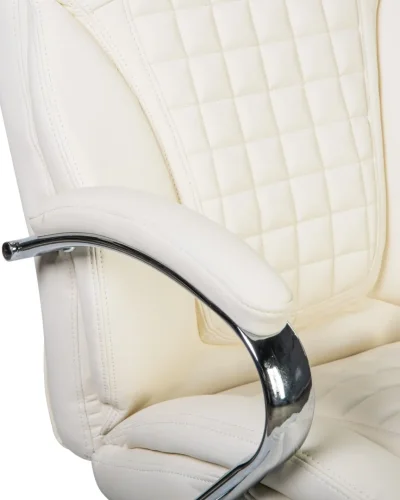 Офисное кресло для руководителей 114B-LMR CHESTER, цвет кремовый Dobrin, кремовый/экокожа, ножки/металл/хром, размеры - 1180*1250***680*730 фото 8