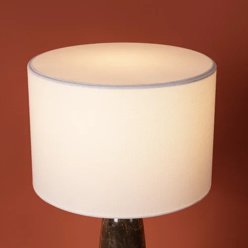 Настольная лампа MarmoLatte FR2054TL-01BS2 Freya белая на 1 лампу, основание чёрное мрамор металл в стиле классический кантри фото 17 Настольная лампа MarmoLatte FR2054TL-01BS2 Freya белая на 1 лампу, основание чёрное мрамор металл в стиле классический кантри фото 17