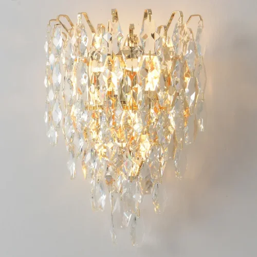 Бра HEDONIST AP3 Crystal Lux золотой на 3 лампы, основание золотое в стиле классический фото 3 Бра HEDONIST AP3 Crystal Lux золотой на 3 лампы, основание золотое в стиле классический фото 3