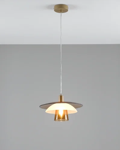 Светильник подвесной Sydney V11028-1P Moderli прозрачный янтарный на 1 лампу, основание коричневое бежевое в стиле современный скандинавский фото 2 Светильник подвесной Sydney V11028-1P Moderli прозрачный янтарный на 1 лампу, основание коричневое бежевое в стиле современный скандинавский фото 2