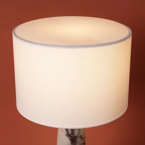 Настольная лампа MarmoLatte FR2054TL-01BS1 Freya белая на 1 лампу, основание серое мрамор металл в стиле классический кантри фото 10 Настольная лампа MarmoLatte FR2054TL-01BS1 Freya белая на 1 лампу, основание серое мрамор металл в стиле классический кантри фото 10