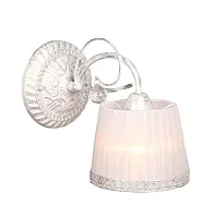 Бра Campovaglio OML-54111-01 Omnilux белый 1 лампа, основание серебряное в стиле современный 
