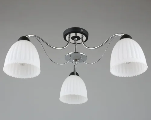 Люстра потолочная Fiesole OML-65707-03 Omnilux белая на 3 лампы, основание чёрное в стиле современный  фото 5