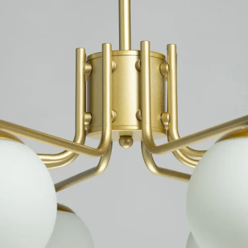 Люстра потолочная Оливия 306017208 DeMarkt белая на 8 ламп, основание золотое в стиле современный фото 5 Люстра потолочная Оливия 306017208 DeMarkt белая на 8 ламп, основание золотое в стиле современный фото 5