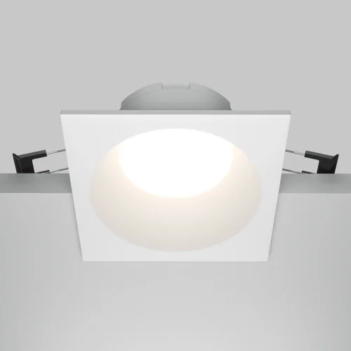 Светильник точечный Share DL126-GX53-SQ-W Maytoni белый на 1 лампу, основание белое в стиле современный квадратный фото 4