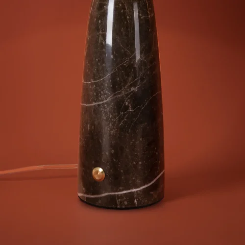 Настольная лампа MarmoLatte FR2054TL-01BS2 Freya белая на 1 лампу, основание чёрное мрамор металл в стиле классический кантри фото 7 Настольная лампа MarmoLatte FR2054TL-01BS2 Freya белая на 1 лампу, основание чёрное мрамор металл в стиле классический кантри фото 7