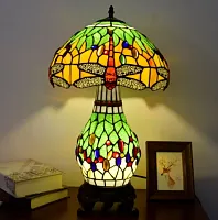 Настольная лампа Тиффани Dragonfly OFT854 Tiffany Lighting зелёная разноцветная жёлтая 1 лампа, основание разноцветное коричневое стекло металл в стиле тиффани стрекоза