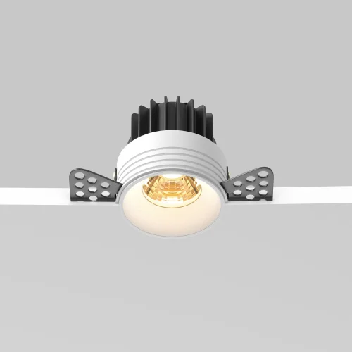 Светильник точечный LED Round DL058-7W2.7K-TRS-W Maytoni белый на 1 лампу, основание белое в стиле современный хай-тек круглый для затирки фото 5