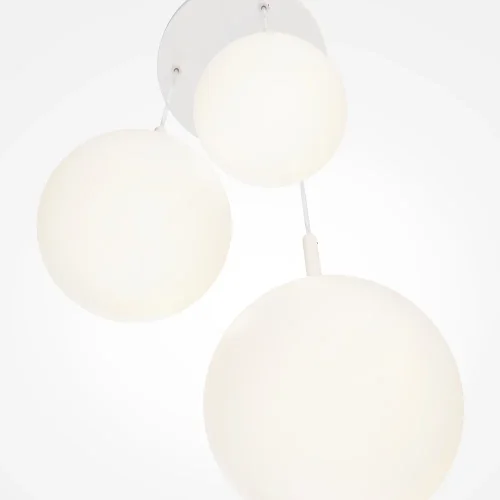 Светильник подвесной Basic form MOD321PL-03W Maytoni белый 3 лампы, основание белое в стиле современный каскад шар фото 4