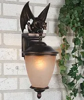 Настенный светильник Guards 1338-1W Favourite уличный IP44 коричневый 1 лампа, плафон белый в стиле классический E27