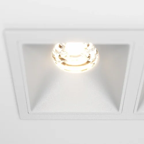 Светильник точечный Alfa LED DL043-02-10W3K-D-SQ-W Maytoni белый 2 лампы, основание белое в стиле современный  фото 3