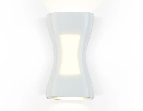 Настенный светильник LED ST4527 Ambrella light уличный IP54 белый 1 лампа, плафон белый в стиле хай-тек современный LED