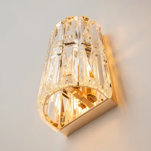 Бра Facet MOD094WL-01G Maytoni прозрачный на 1 лампу, основание золотое в стиле классический фото 9 Бра Facet MOD094WL-01G Maytoni прозрачный на 1 лампу, основание золотое в стиле классический фото 9