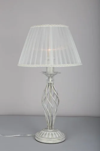 Настольная лампа Belluno OML-79104-01 Omnilux белая 1 лампа, основание белое металл в стиле классический  фото 2