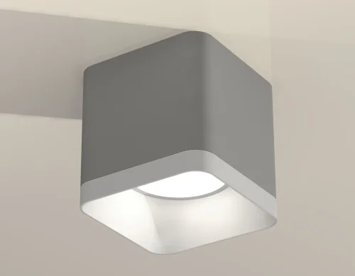 Светильник накладной XS7807001 Ambrella light белый 1 лампа, основание белое в стиле модерн хай-тек квадратный фото 3