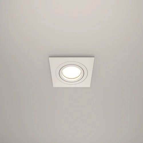 Светильник точечный Atom DL024-2-01W Maytoni белый на 1 лампу, основание белое в стиле современный фото 5 Светильник точечный Atom DL024-2-01W Maytoni белый на 1 лампу, основание белое в стиле современный фото 5