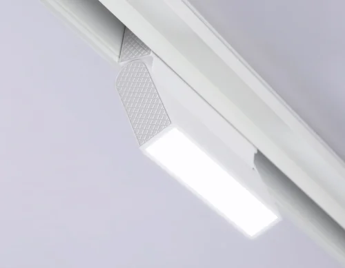 Трековый светильник магнитный LED Magnetic GL4058 Ambrella light белый для шинопроводов серии Magnetic фото 4