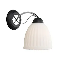 Бра Fiesole OML-65701-01 Omnilux белый 1 лампа, основание чёрное в стиле современный 