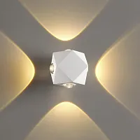 Бра LED Diamanta 4219/8WL Odeon Light белый 1 лампа, основание белое в стиле хай-тек современный 