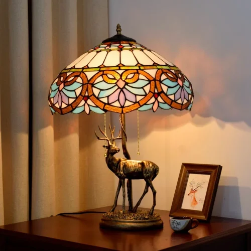 Настольная лампа Тиффани Petunia OFT914 Tiffany Lighting коричневая бежевая разноцветная голубая 2 лампы, основание бронзовое металл в стиле тиффани орнамент цветы фото 2