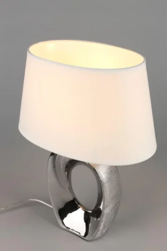 Настольная лампа Littigheddu OML-82804-01 Omnilux белая 1 лампа, основание хром керамика в стиле современный  фото 2