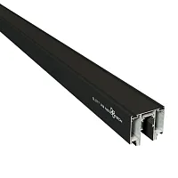 Шинопровод для монтажа в натяжной потолок 2м Flum 135129 Novotech чёрный в стиле хай-тек для светильников серии Flum шинопровод натяжной потолок низковольтная трековая система встраиваемый