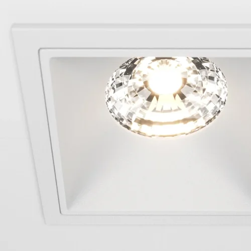 Светильник точечный Alfa LED DL043-01-15W3K-SQ-W Maytoni белый 1 лампа, основание белое в стиле современный  фото 4