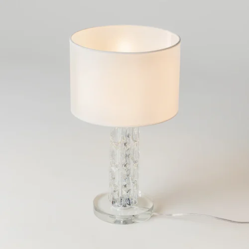 Настольная лампа Talento DIA008TL-01CH Maytoni белая на 1 лампу, основание хром стекло металл в стиле современный фото 9 Настольная лампа Talento DIA008TL-01CH Maytoni белая на 1 лампу, основание хром стекло металл в стиле современный фото 9