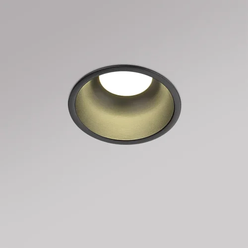 Светильник точечный Solis 359858 Novotech чёрный на 1 лампу, основание чёрное в стиле хай-тек круглый фото 6