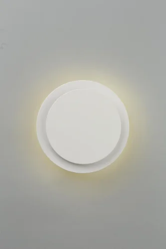 Бра LED Banbury OML-42601-10 Omnilux белый на 1 лампа, основание белое в стиле хай-тек кольца фото 3