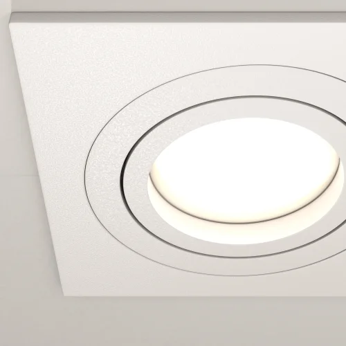 Светильник точечный Atom DL024-2-01W Maytoni белый на 1 лампу, основание белое в стиле современный фото 4 Светильник точечный Atom DL024-2-01W Maytoni белый на 1 лампу, основание белое в стиле современный фото 4