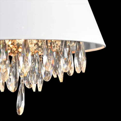 Люстра подвесная Mitrim 8374/3 Lumion белая на 3 лампы, основание латунь в стиле классический фото 7 Люстра подвесная Mitrim 8374/3 Lumion белая на 3 лампы, основание латунь в стиле классический фото 7