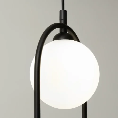 Светильник подвесной Ring MOD013PL-02B Maytoni белый на 2 лампы, основание чёрное в стиле современный шар фото 6 Светильник подвесной Ring MOD013PL-02B Maytoni белый на 2 лампы, основание чёрное в стиле современный шар фото 6