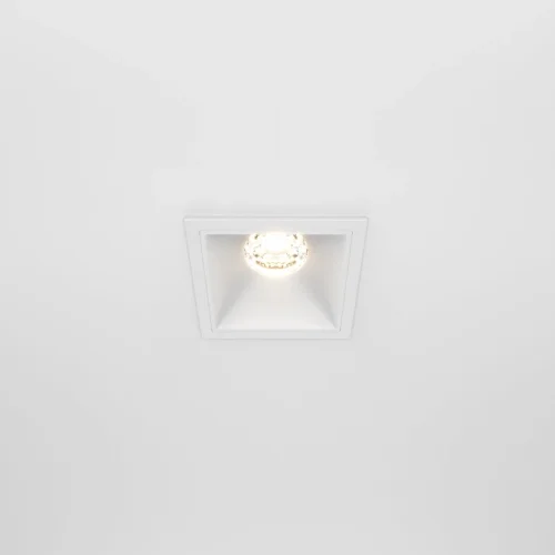Светильник точечный Alfa LED DL043-01-10W3K-D-SQ-W Maytoni белый 1 лампа, основание белое в стиле современный  фото 4