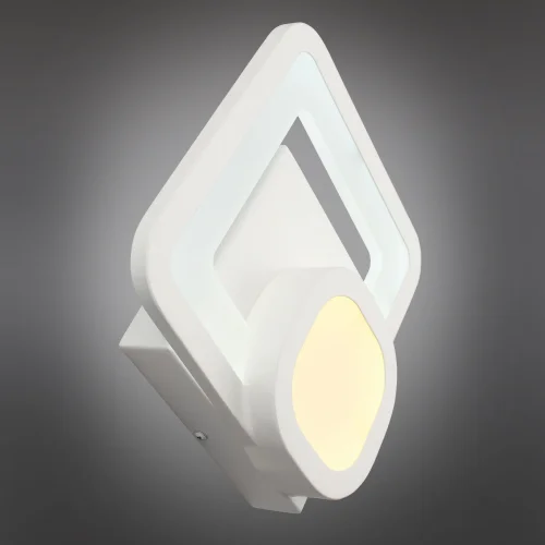 Бра LED Aversa OML-02921-20 Omnilux белый на 1 лампа, основание белое в стиле хай-тек  фото 2