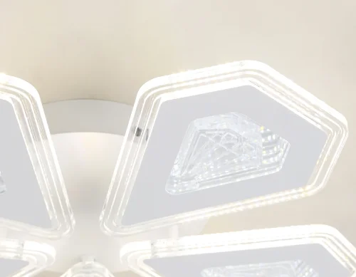 Люстра потолочная LED с пультом FA4030 Ambrella light белая на 1 лампа, основание белое в стиле современный хай-тек с пультом фото 7