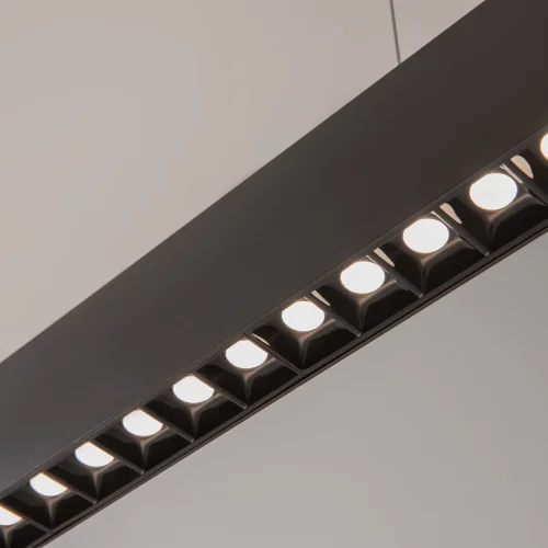 Светильник подвесной LED Vinder P050PL-L40B4K Maytoni чёрный на 1 лампу, основание чёрное в стиле хай-тек линейный фото 7 Светильник подвесной LED Vinder P050PL-L40B4K Maytoni чёрный на 1 лампу, основание чёрное в стиле хай-тек линейный фото 7