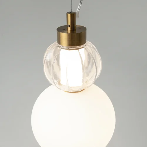 Светильник подвесной LED Collar P069PL-L17G3K Maytoni белый на 1 лампу, основание золотое в стиле современный фото 7 Светильник подвесной LED Collar P069PL-L17G3K Maytoni белый на 1 лампу, основание золотое в стиле современный фото 7