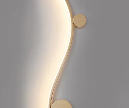 Бра LED Фальте 08410-80R,33(3000K) Kink Light золотой на 1 лампа, основание золотое в стиле хай-тек современный минимализм отражённый свет фото 2