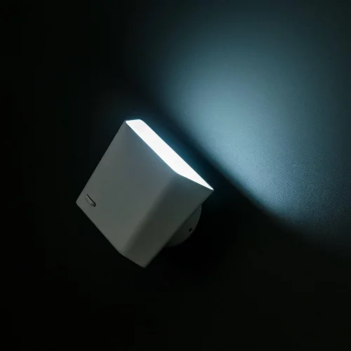 Бра с выключателем LED Норман CL533410N Citilux белый на 1 лампа, основание белое в стиле модерн  фото 3