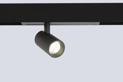 Светильник трековый 220V CLT 0.35 003 10W BL 4000K Crystal Lux чёрный для шинопроводов серии Спейс 220 (Space 220) чёрный фото 3 Светильник трековый 220V CLT 0.35 003 10W BL 4000K Crystal Lux чёрный для шинопроводов серии Спейс 220 (Space 220) чёрный фото 3