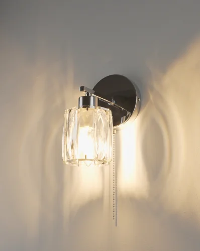 Бра с выключателем Prismique V11687-1W Moderli прозрачный на 1 лампу, основание хром в стиле современный фото 6