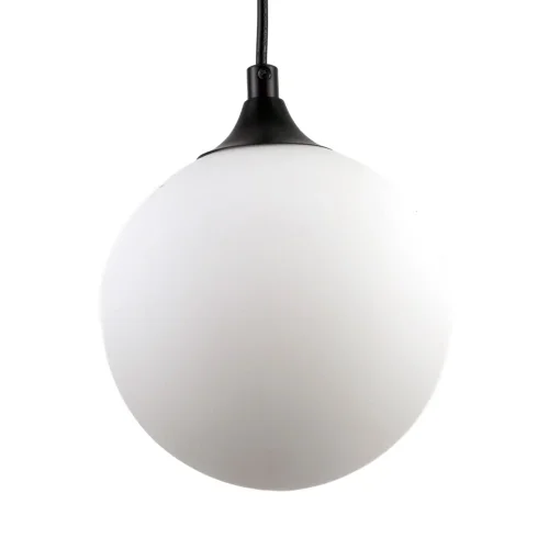 Светильник подвесной Vivari LH012101 LightHall белый на 1 лампу, основание чёрное в стиле современный шар фото 2 Светильник подвесной Vivari LH012101 LightHall белый на 1 лампу, основание чёрное в стиле современный шар фото 2