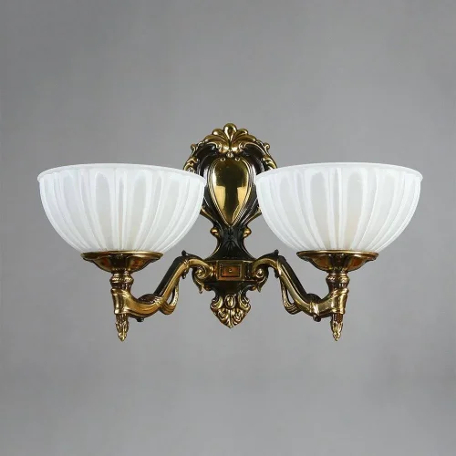 Бра  NAVARRA 02228/2 PB AMBIENTE by BRIZZI белый на 2 лампы, основание бронзовое в стиле классический 