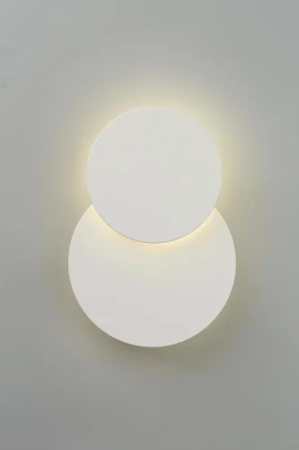 Бра LED Banbury OML-42601-10 Omnilux белый на 1 лампа, основание белое в стиле хай-тек кольца фото 2