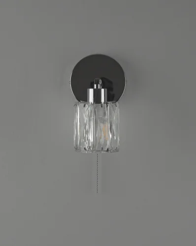 Бра с выключателем Prismique V11687-1W Moderli прозрачный на 1 лампу, основание хром в стиле современный фото 2